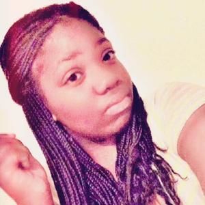 Meet your Posher, Mièa